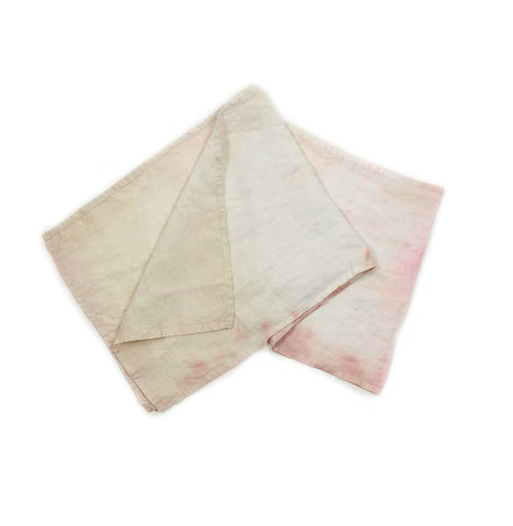 FLOWER DYED TABLE RUNNER